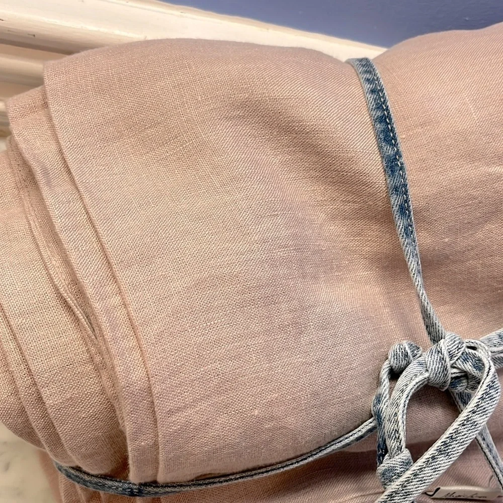 Urban Outfitters x MagicLinen Linen Duvet Cover Size Queen NWT